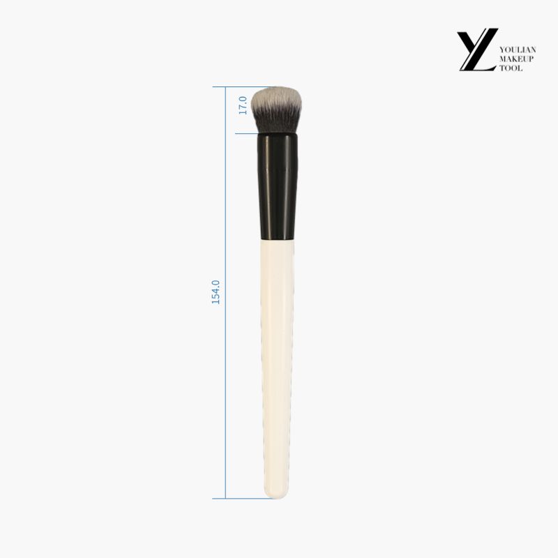 Cepillo de corrector redondeado